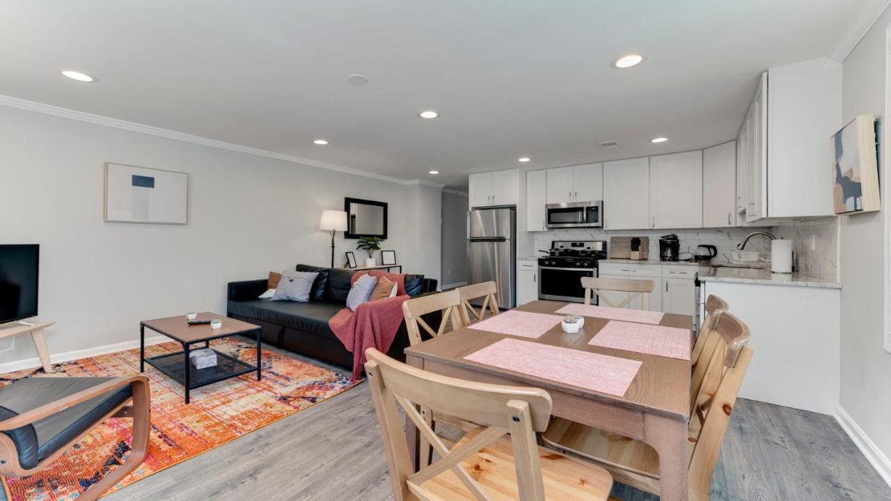 Stylish 3Br 3Ba Colonial House By Cozysuites Alexandria Exterior foto